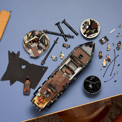 Nave pirata del Capitano Jack Sparrow fotografia dall'alto del set lego in costruzione
