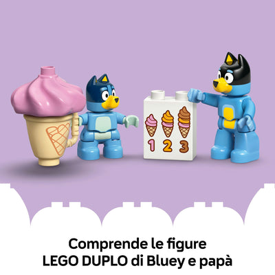 Visita alla gelateria di Bluey visione dettaglio figure Bluey e papà