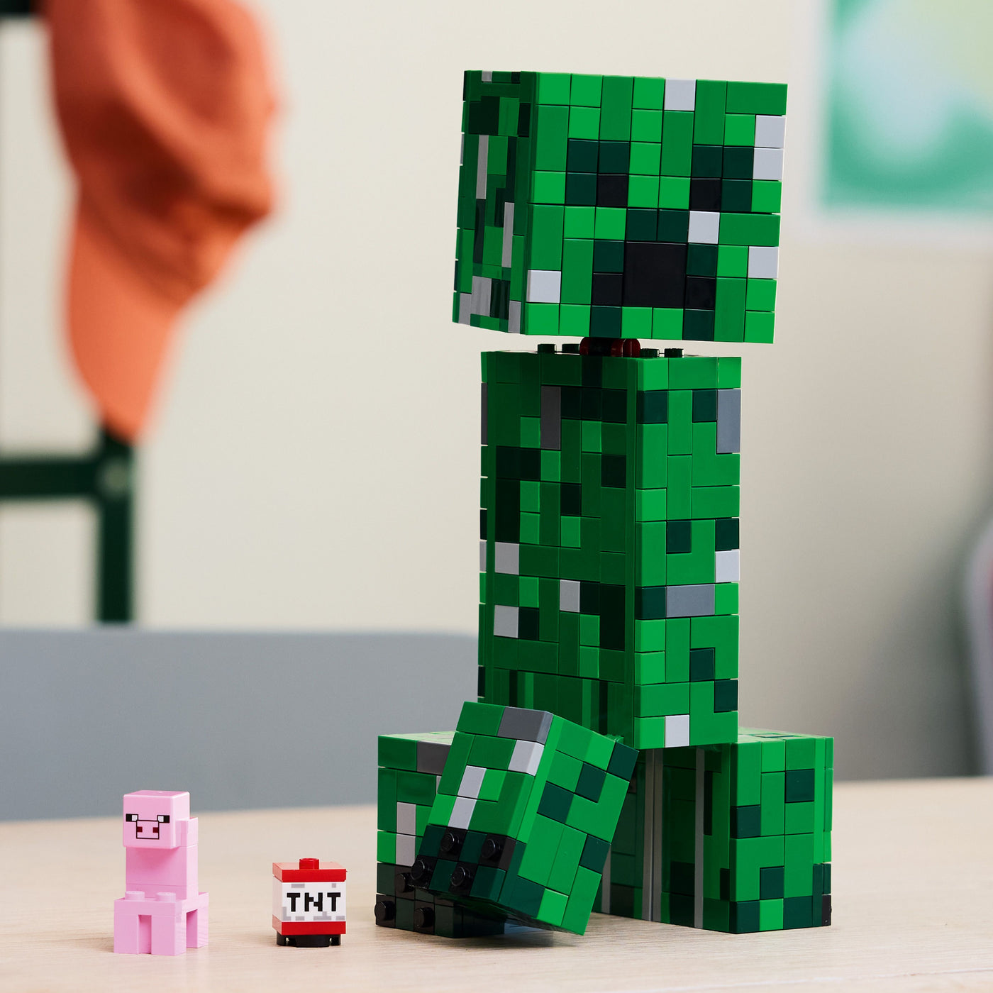Creeper fotografia del set lego in contesto da esposizione