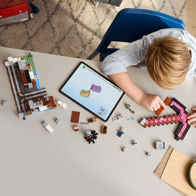 La miniera delle piccozze fotografia dall'alto del set lego in costruzione