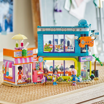 Negozio di fumetti e giochi fotografia frontale del set lego in ambiente domestico da esposizione