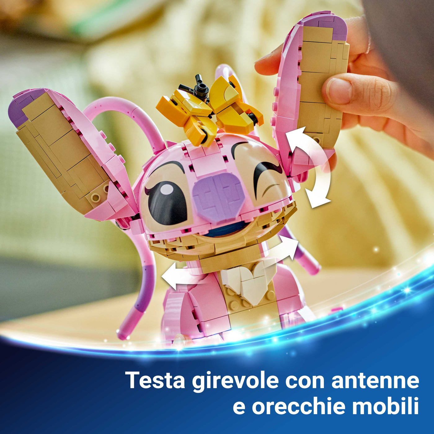 Angel visione dettaglio testa girevole e orecchie mobili