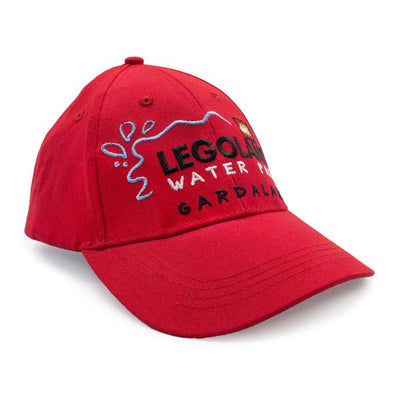 Cappello LEGOLAND® adulti colore rosso visione con prospettiva laterale 