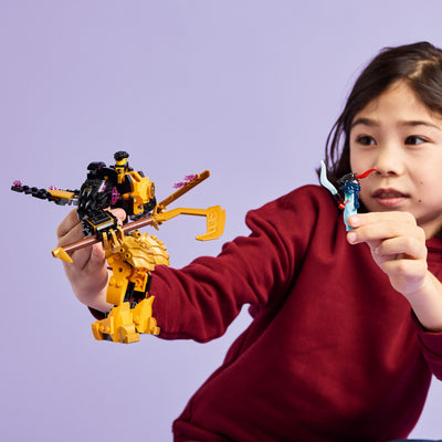 Battle Mech Spinjitzu di Arin fotografia bambina che gioca con il set lego