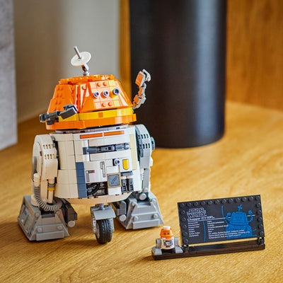 Droide astromeccanico Chopper (C1-10P)™ fotografia del set lego costruito in ambiente domestico da esposizione