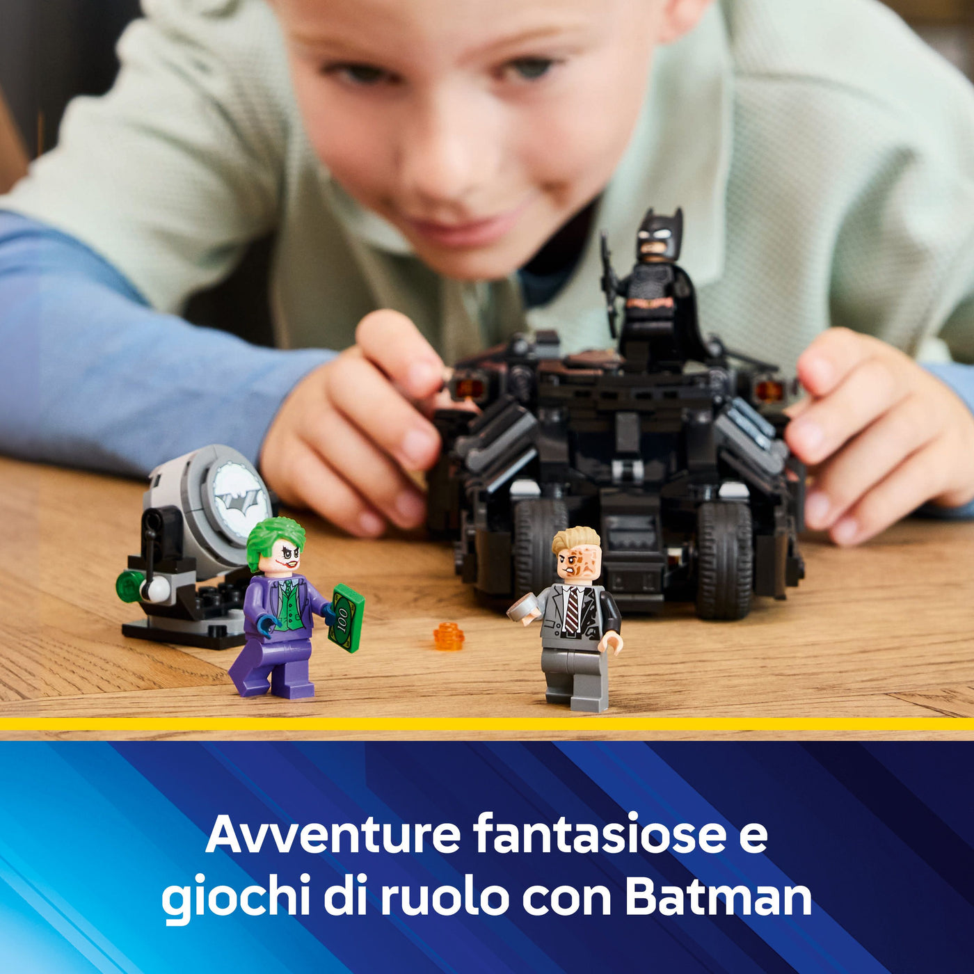 Tumbler di Batman™ contro Two-Face™ e The Joker™