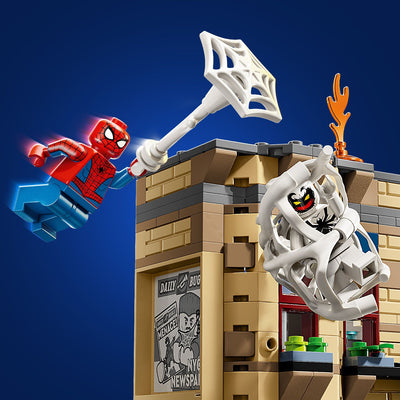 Appartamento di Peter Parker visione dettaglio minifigure incluse nel set lego