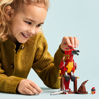 Fanny: la Fenice di Albus Silente fotografia bambina con il set lego costruito