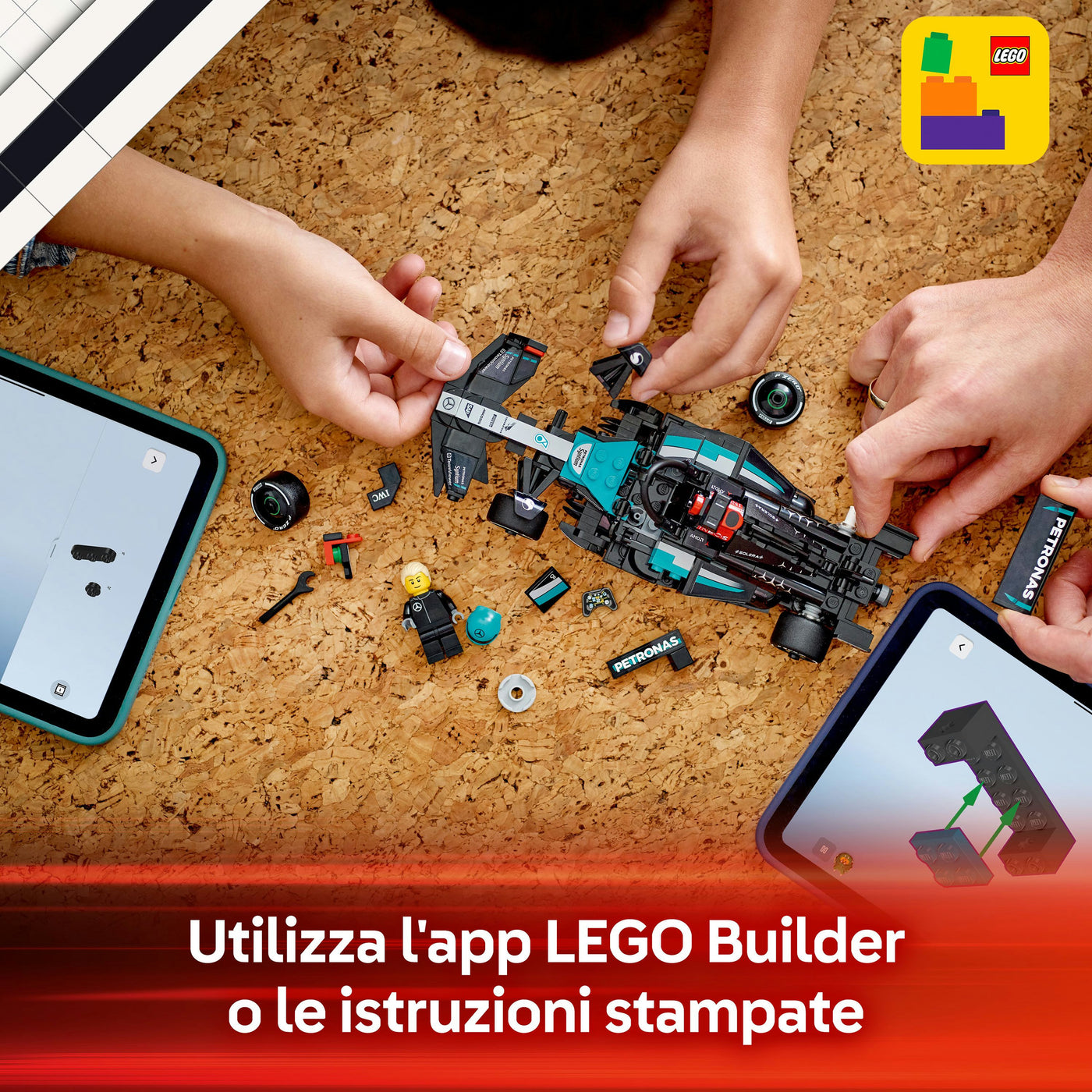 Auto da corsa Mercedes-AMG F1® W15 fotografia dall'alto del set in costruzione "Utilizza l'app LEGO Builder o le istruzioni stampate"