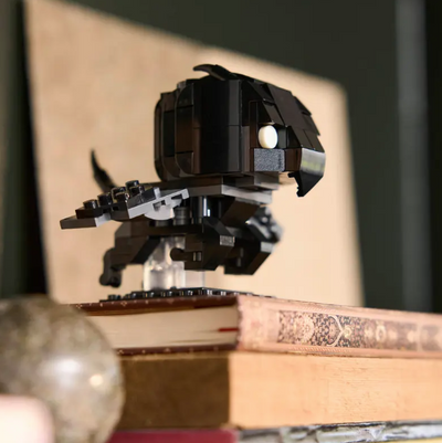 Personaggi di Luna Lovegood™ e di Thestral fotografia del set lego costruito in ambiente domestico da esposizione