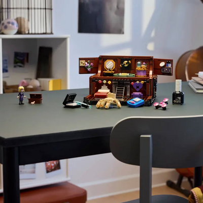 Appartamento di Mano fotografia del set lego costruito in ambiente domestico da esposizione