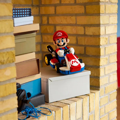 Mario Kart™: Mario e Kart standard fotografia del set lego costruito in ambiente domestico da esposizione